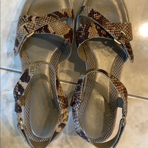 Snake print easy spirit sandals